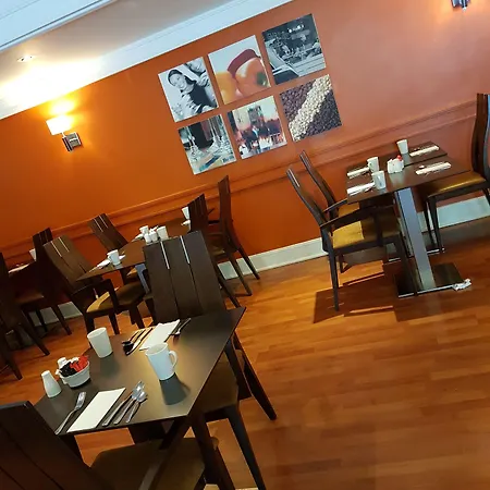 Отель The Брадфорд