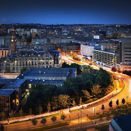 The Szálloda Bradford